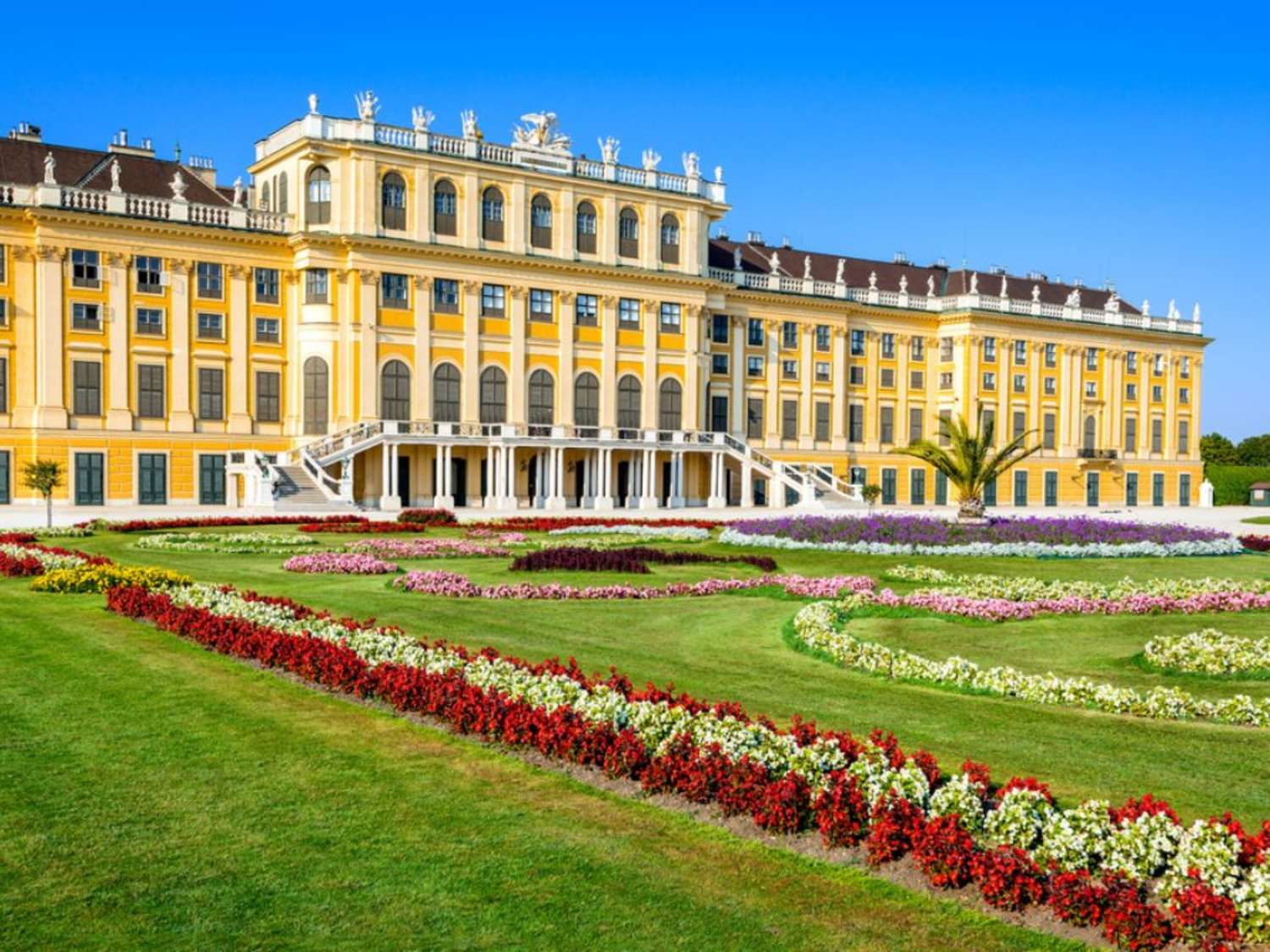 Your Guide To Sch nbrunn Palace In Vienna Austria
